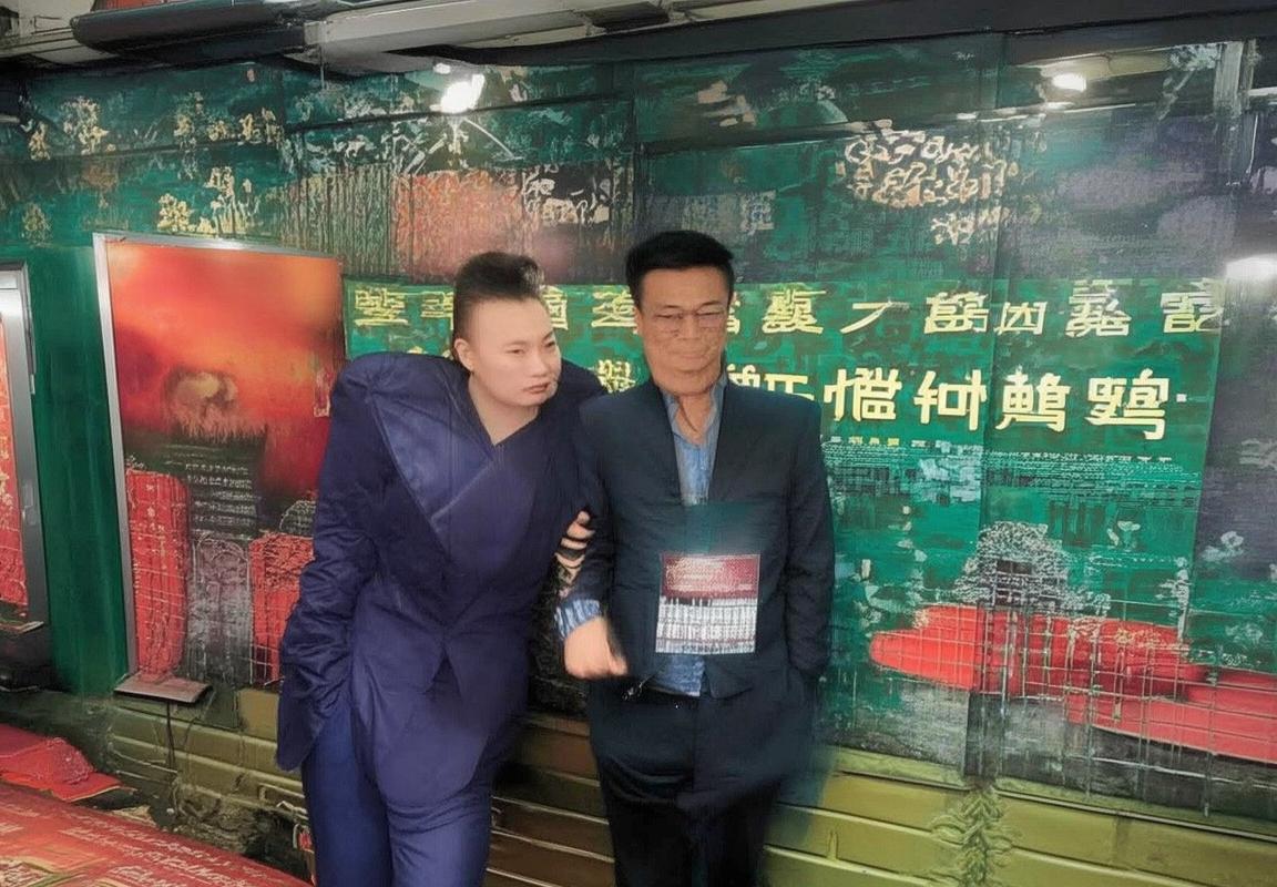 战龙归来：英雄再战江湖，荣耀篇章续写